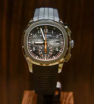 Watch Broker in Aurora, ON